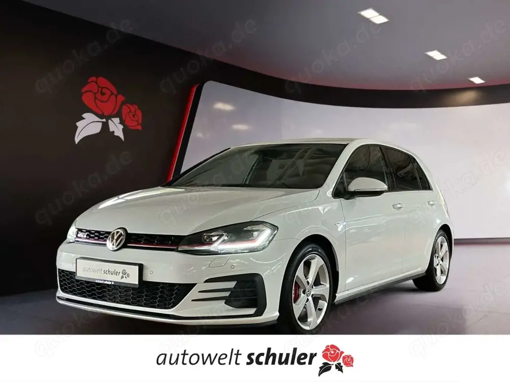 Volkswagen Golf VII 2.0 TSI DSG GTI Performance LED SHZ PDC