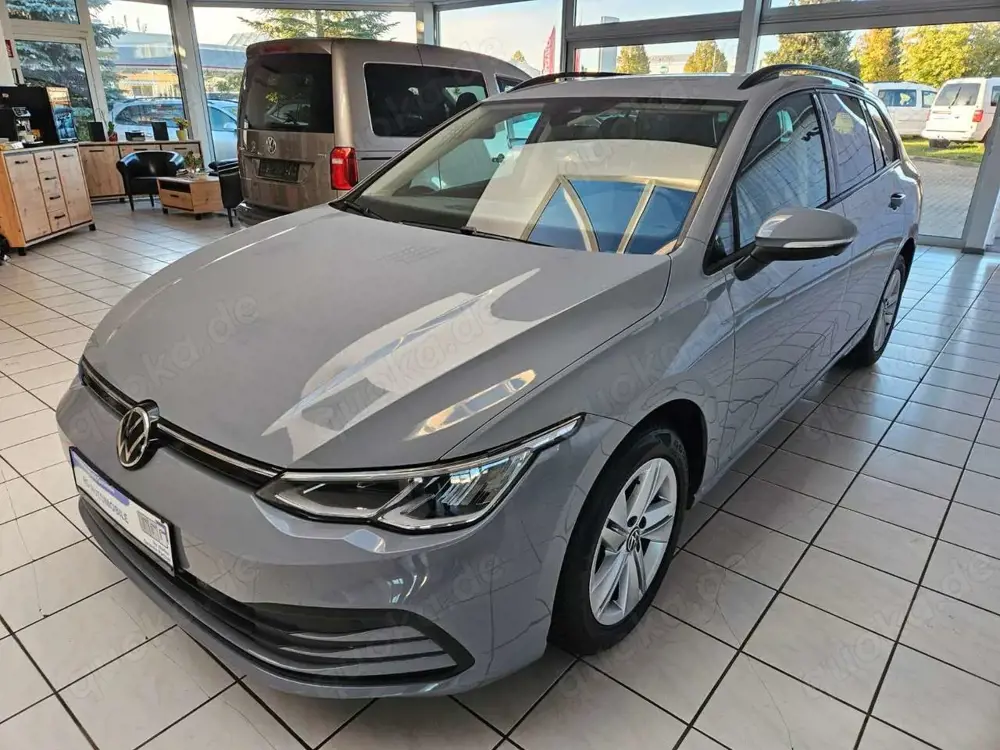 Volkswagen Golf VIII 2,0 TDI Variant Life NAV/LED/SHZ/ZV