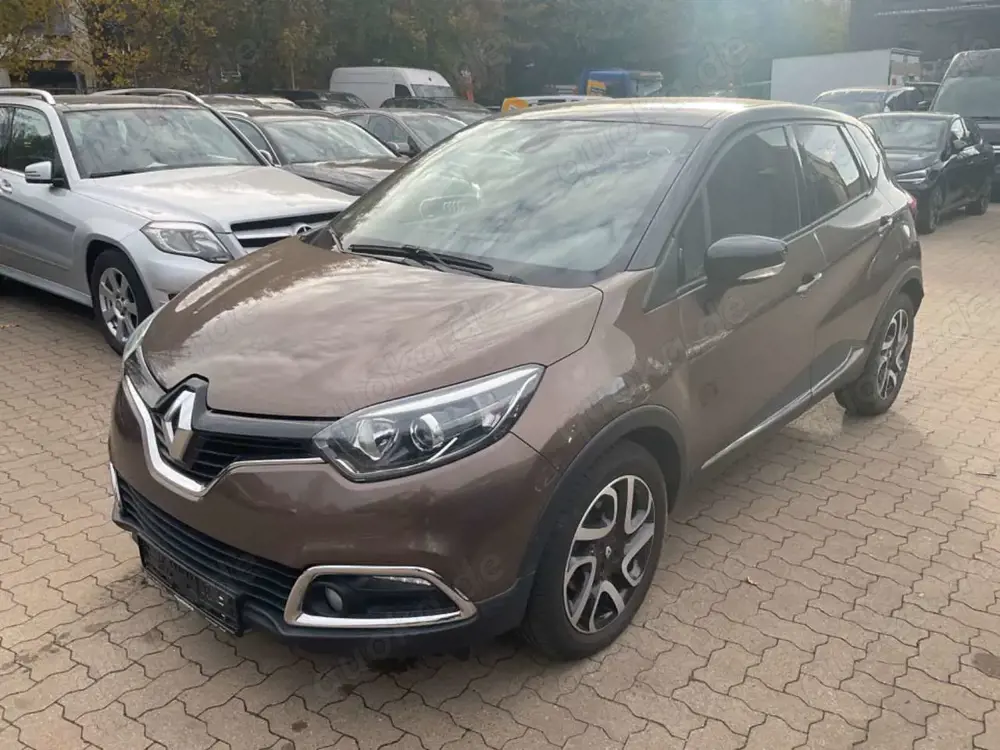 Renault Captur Luxe TÜV 06.2026