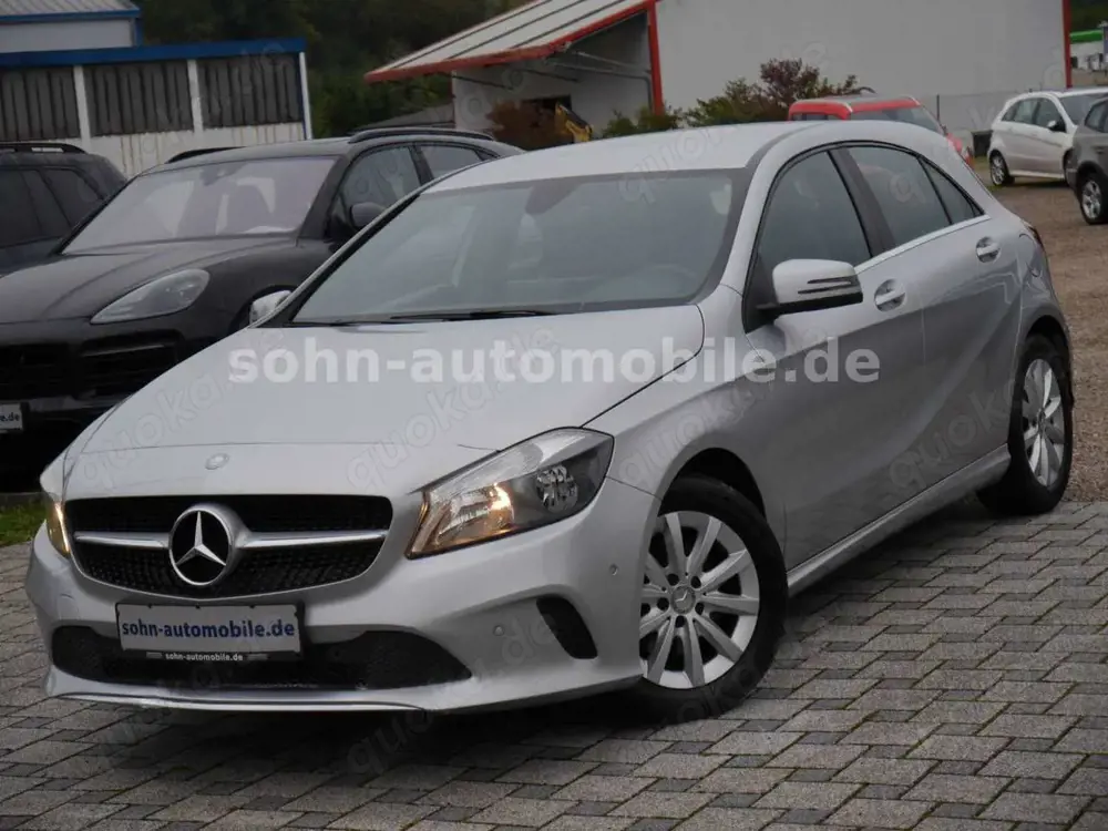 Mercedes-Benz A 180 BlueEfficiency AUTOMATIK/Leder/Navi/Kamera