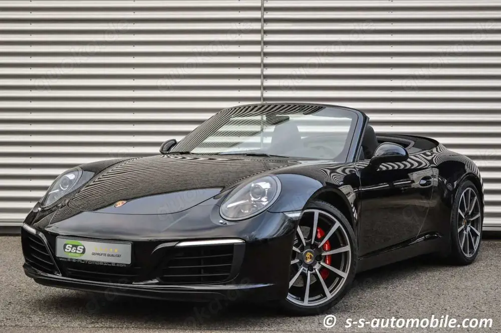 Porsche 991 Carrera S Cabrio Sportabgas Chrono Leder