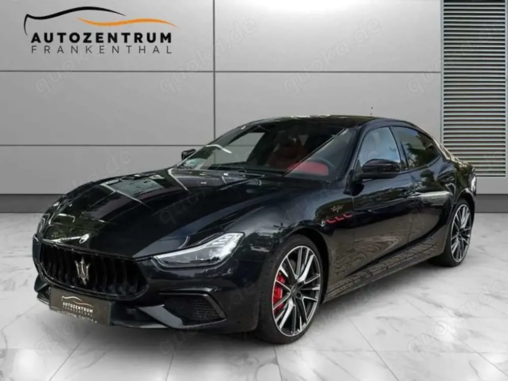 Maserati Ghibli Trofeo 581PS LANE BW CARBON GARANTIE