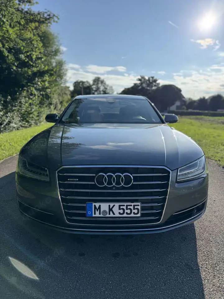 Audi A8 3.0 TFSI 333 Ps quattro tiptronic Langversion
