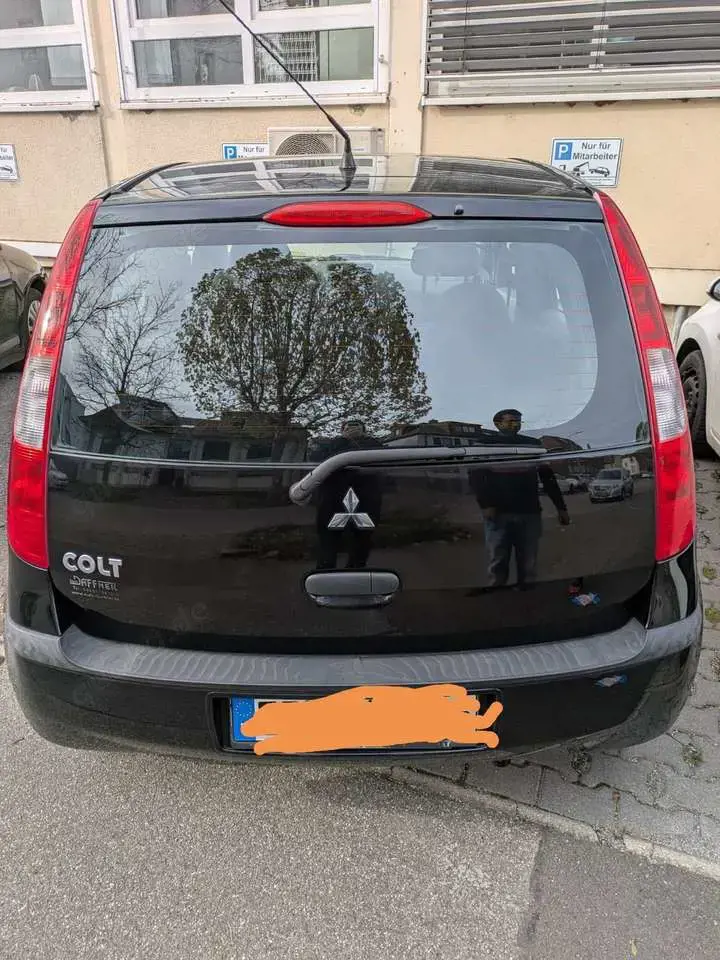 Mitsubishi Colt