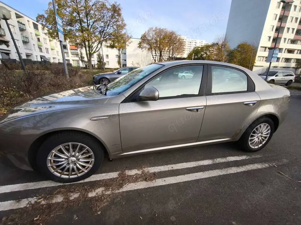 Alfa Romeo 159 159 1.9 JTDM 8V DPF Distinctive