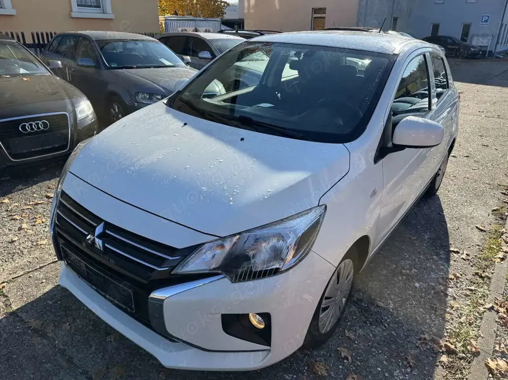 Mitsubishi Space Star Select