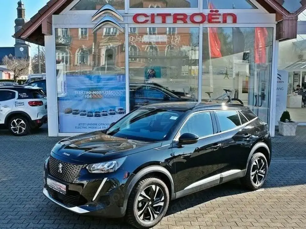 Peugeot 2008 PureTech 130 Allure