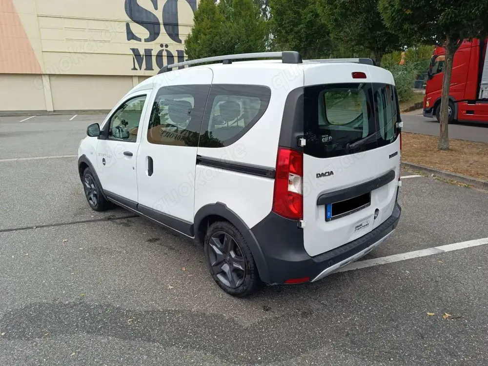 Dacia Dokker TCe 115 Stepway Celebration