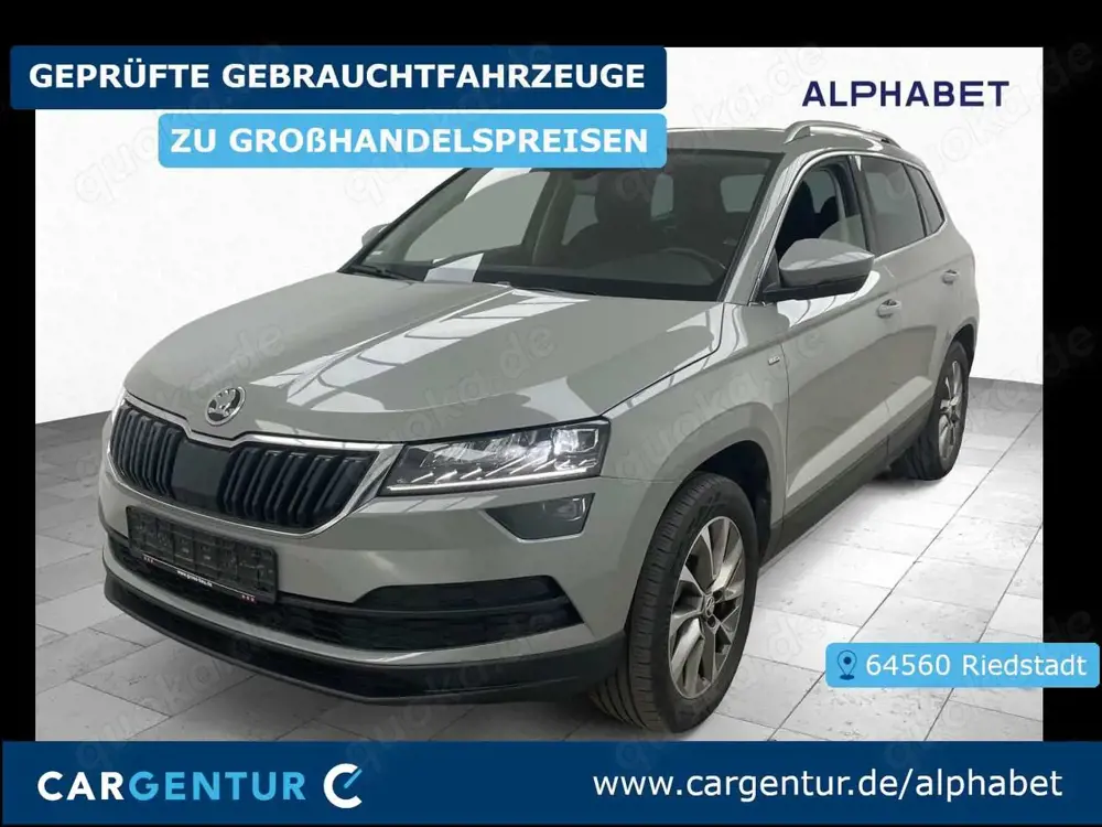 Skoda Karoq 2.0 TDI Clever 4x4 AHK ACC BLIS Key LED Lane