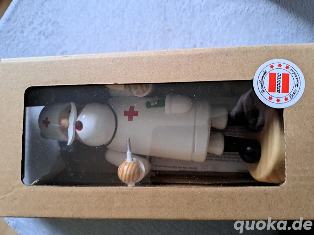 Räuchermann neu Arzt