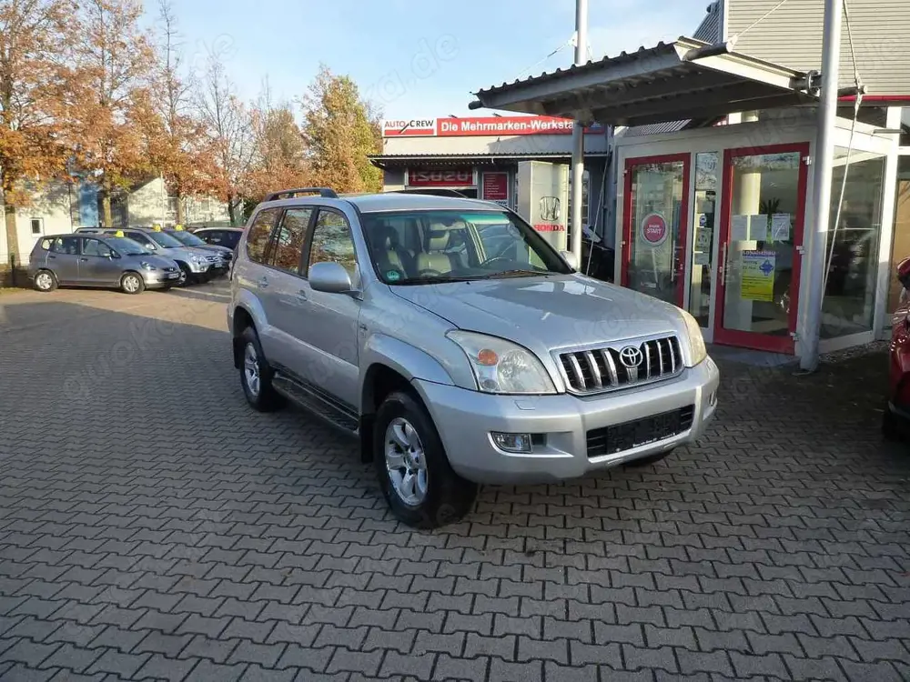 Toyota Land Cruiser Diesel  5-Türer D-4D Automatik Sol