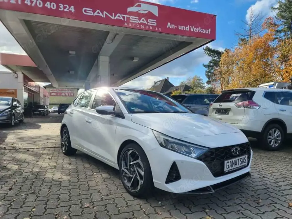 Hyundai i20 Trend-Klima-Navi-Kamera-Alu