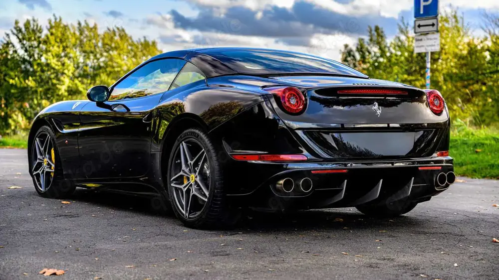 Ferrari California California T