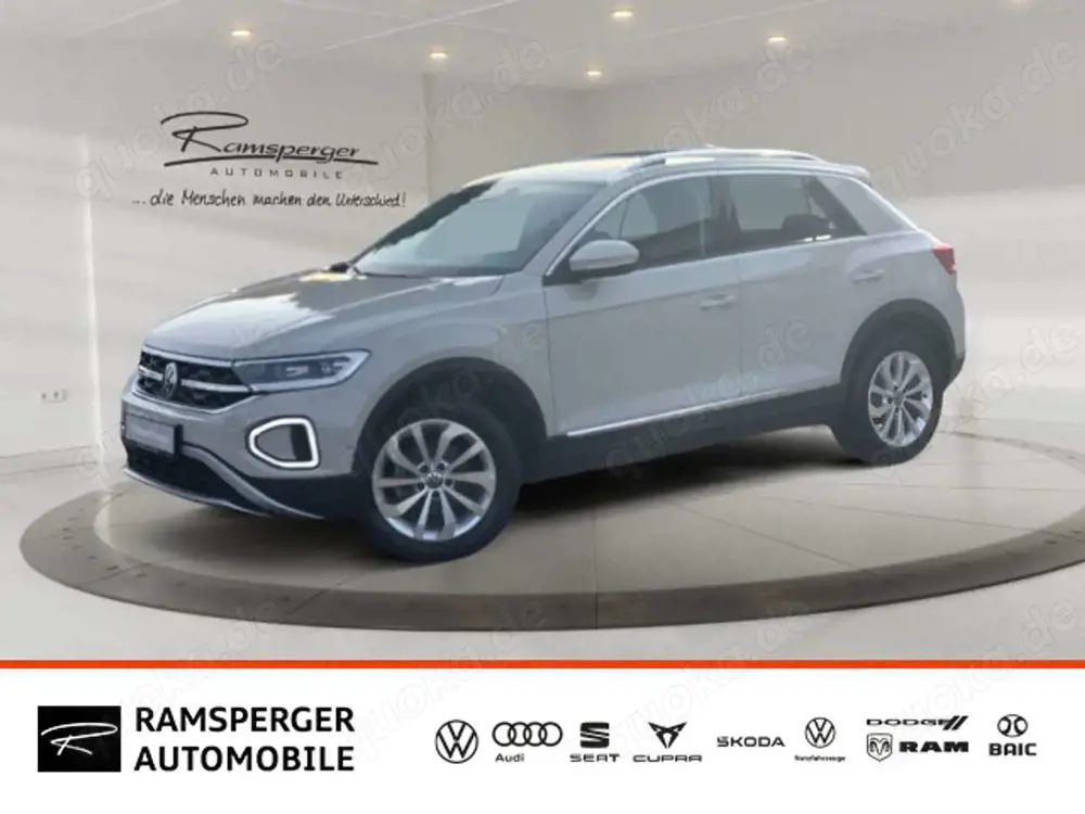 Volkswagen T-Roc 1.5 TSI DSG Style ACC LED APP Keyless Kame