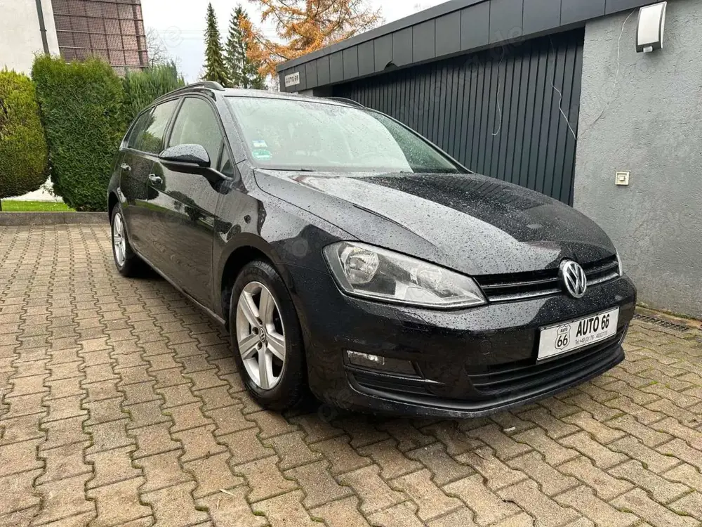Volkswagen Golf VII Variant Comfortl. 1.6 TDI|AHK|Temp|MFL|PDC|MFL