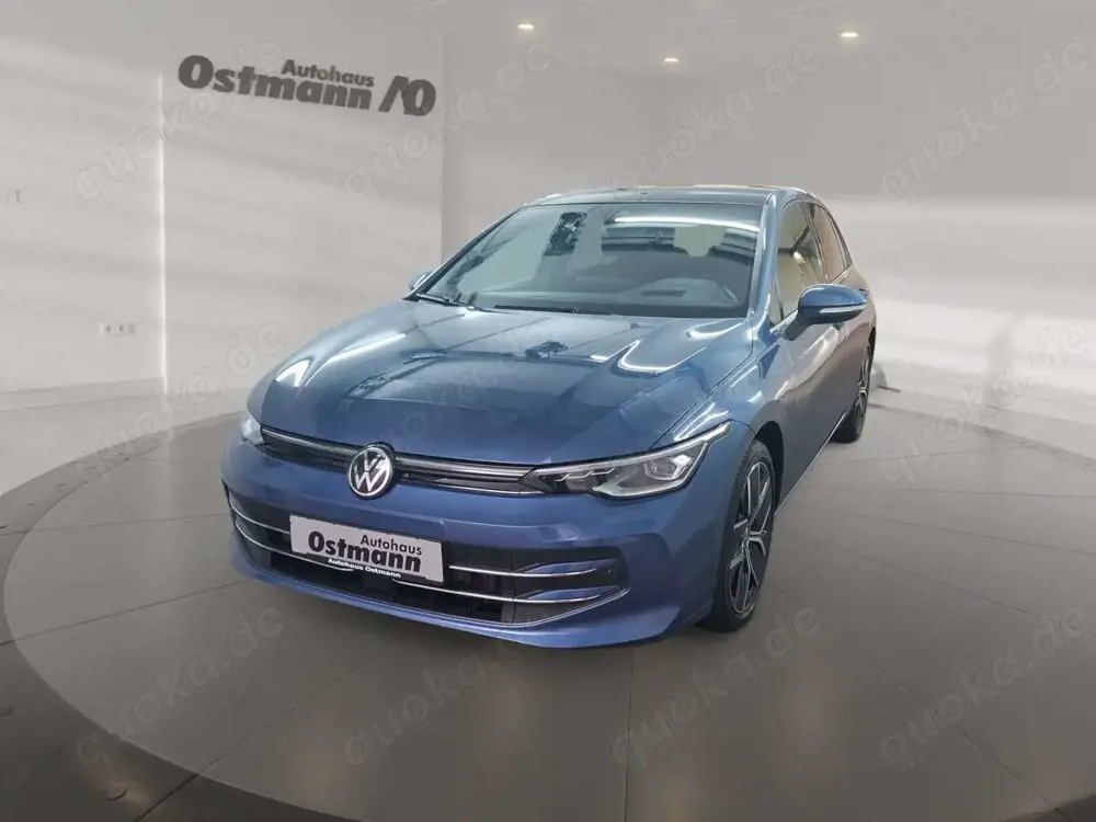Volkswagen Golf VIII 1.5 eTSI LED AHK HUD Pano RFK SHZ Navi