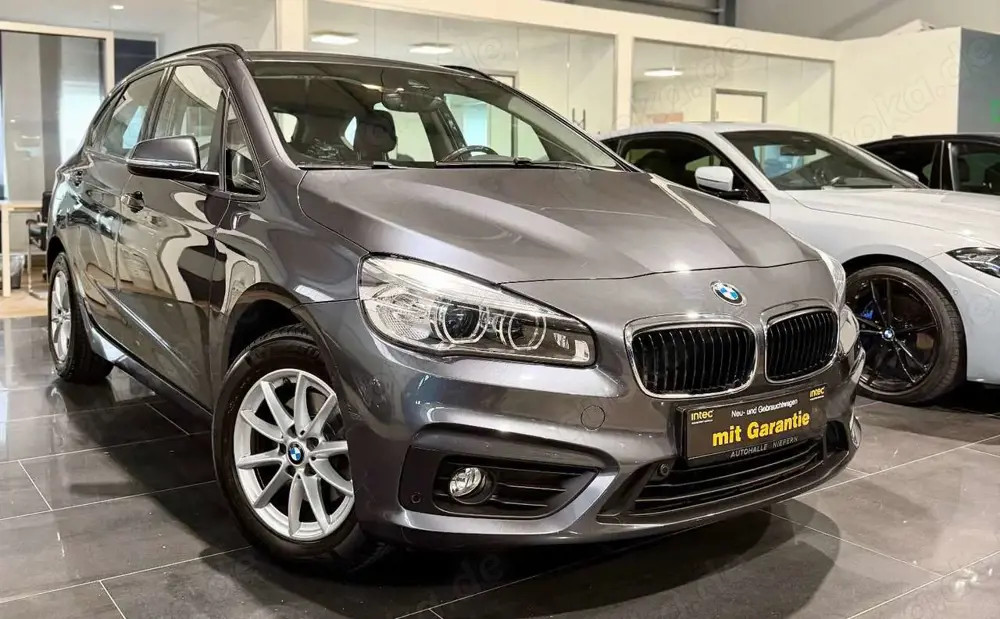 BMW 218 218i 2 Active Tourer Advantage*LED*SHZ*PDC*AHK*