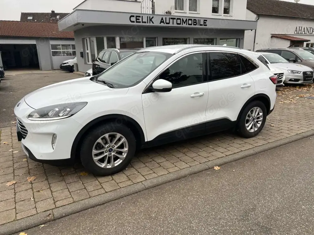 Ford Kuga TCDI Titanium 1 Hand navi