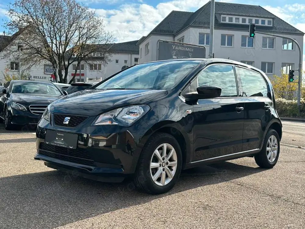 SEAT Mii Chic*5 TÜRER*KLIMA*SHZ*PDC*TEMPOMAT*ALU*75PS