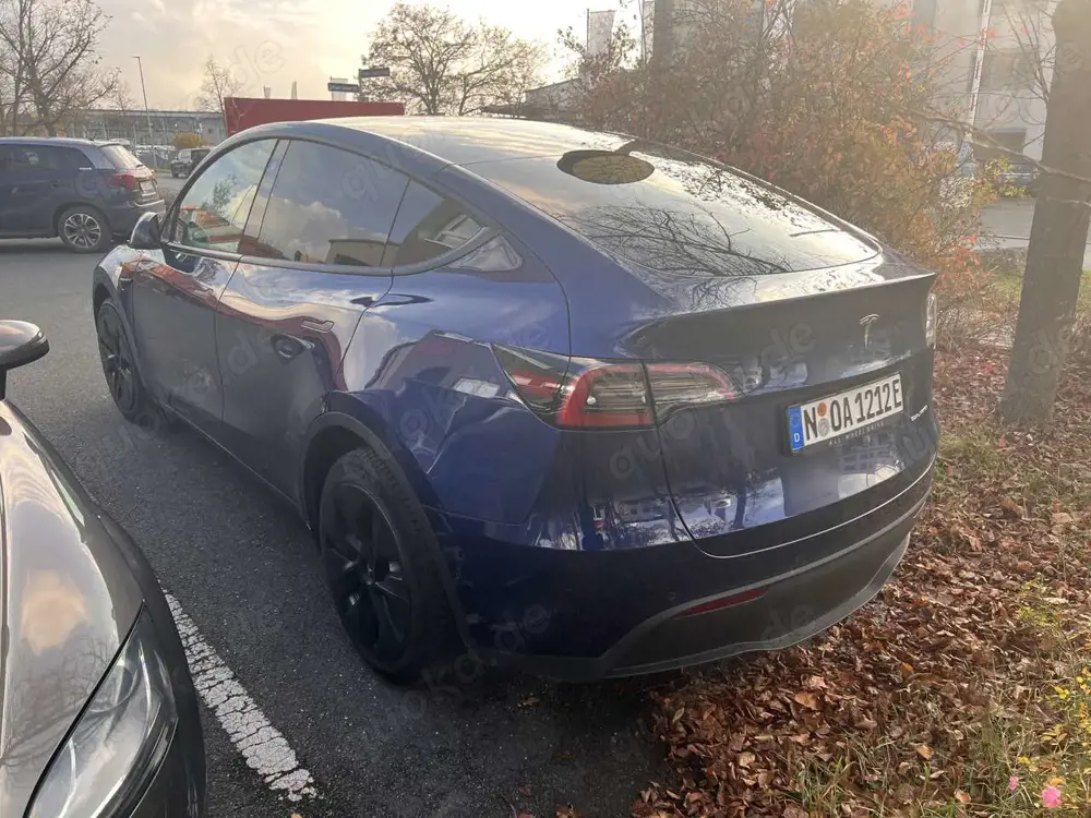 Tesla Model Y Long Range Dual Motor AWD
