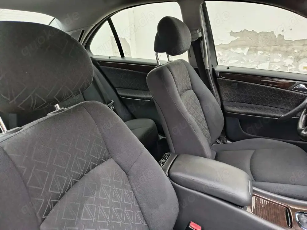 Mercedes-Benz C 180 C-Klasse Kompressor Automatik Avantgarde