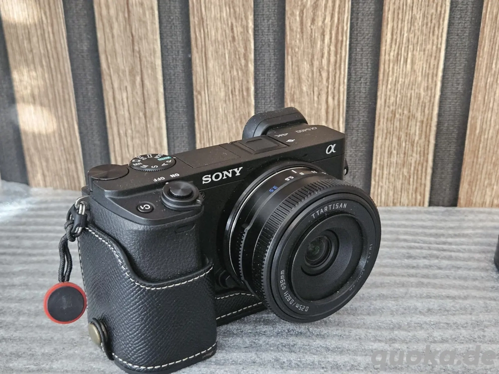 sony Alpha 6400- Schwarz original kit mit 2 opjektiven und verpakung + Zubehör set 