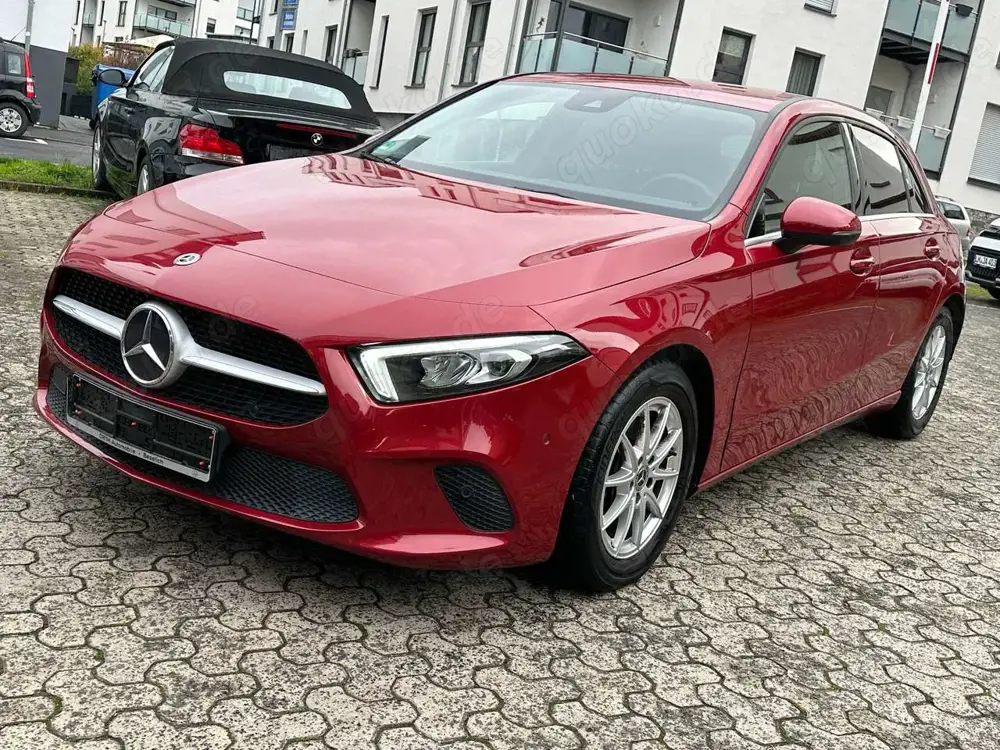 Mercedes-Benz A 180 A 180 d