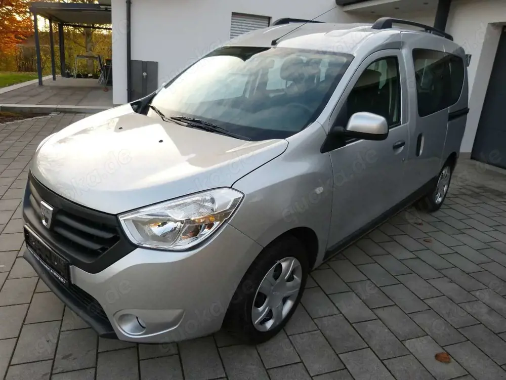Dacia Dokker Laureate DCI 90 [AHK/1. HAND]