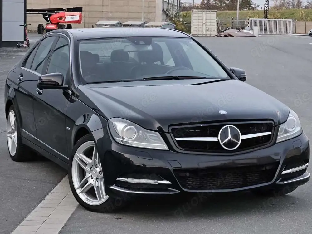 Mercedes-Benz C 250 C 250 CGI Avantgarde BlueEfficiency Automatik