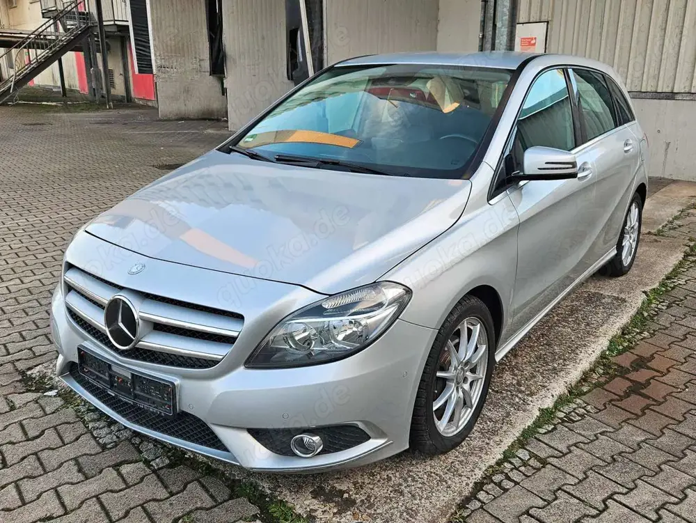 Mercedes-Benz B 200 B-Klasse (BlueEFFICIENCY) 7G-DCT