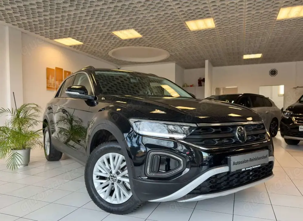 Volkswagen T-Roc 1.5 TSI DSG Life*AHK*LED*Navi*SHZ*PDC*