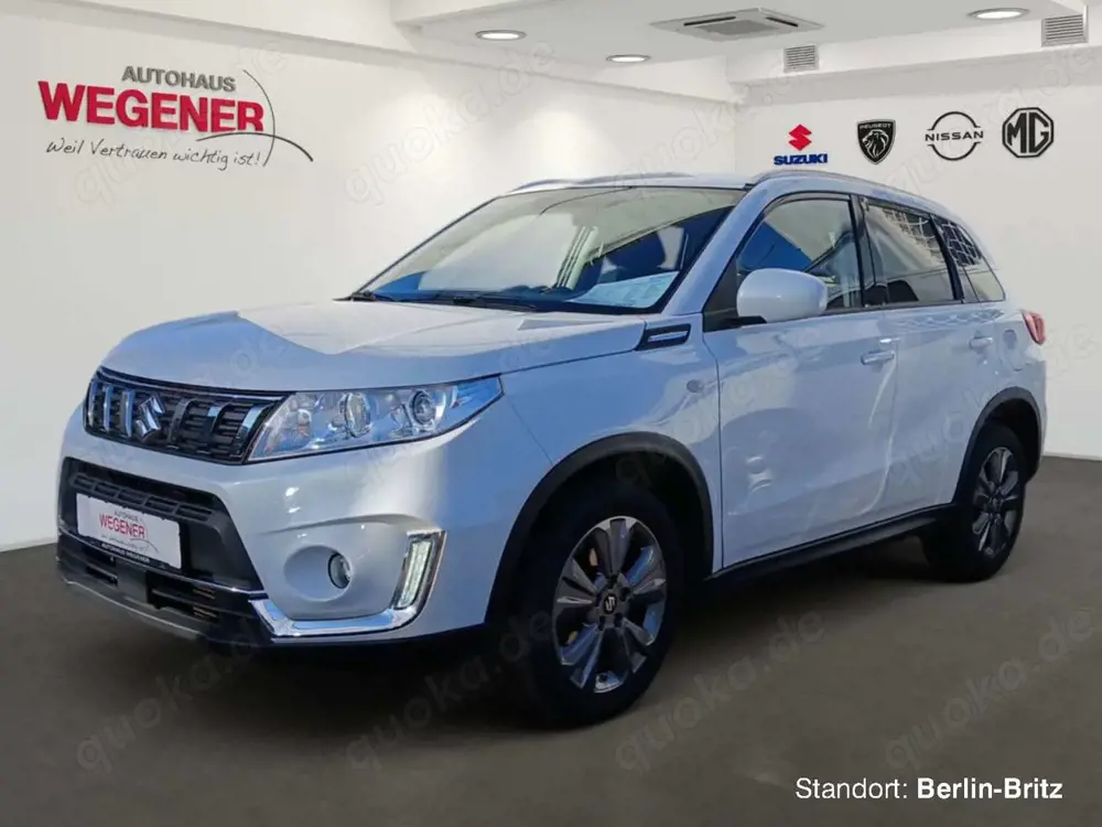 Suzuki Vitara VITARA COMFORT AT +Boosterjet+NAVI+AHK+SHZ+