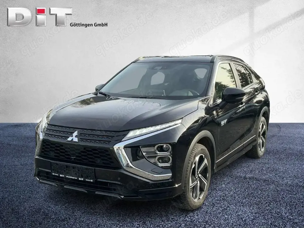 Mitsubishi Eclipse Cross 2.4l PHEV Select Black 4x4 LED, AHK