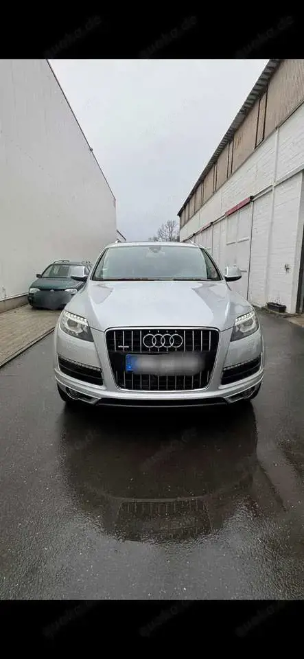 Audi Q7 3.0 TDI DPF quattro tiptronic