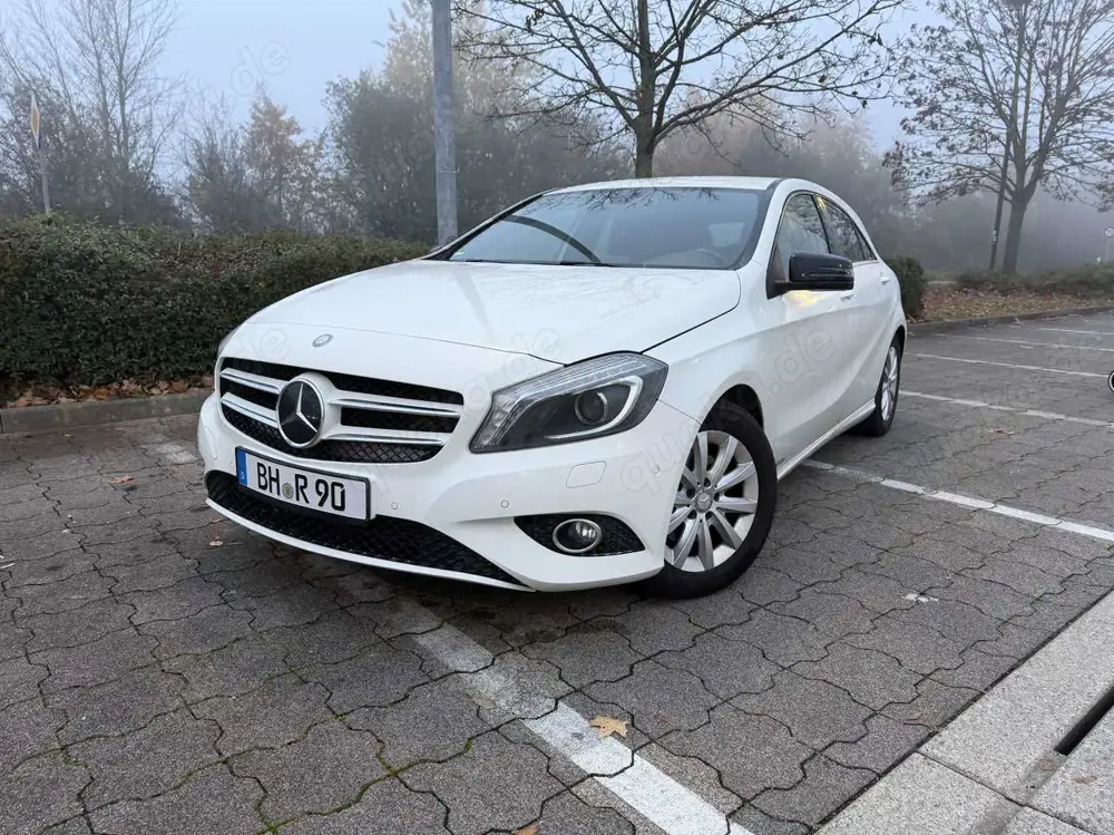 Mercedes-Benz A 180 NAVI KLIMA PDC ALLWETTER