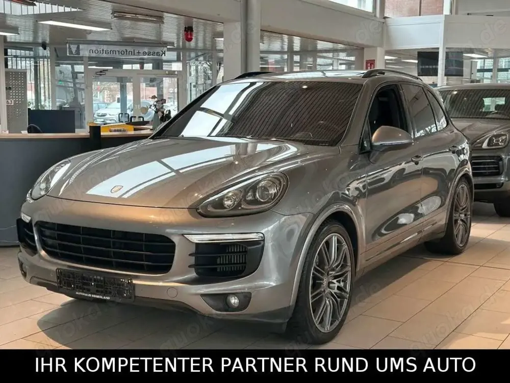 Porsche Cayenne S/SPORT-CHRONO/ACC/PANO/KEYLESS/SOFT/21"