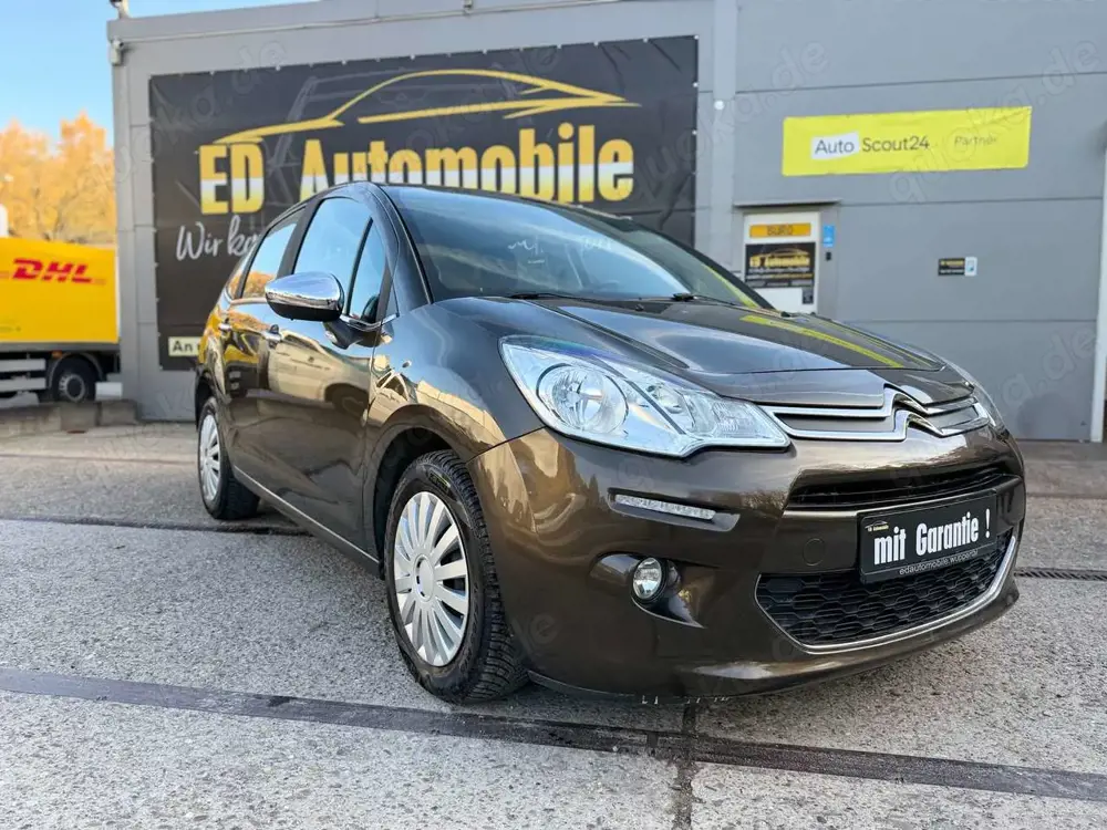 Citroen C3 1.2 BENZIN MIT GARANTIE! *TEMPOMAT,KLIMAA,NAVI*