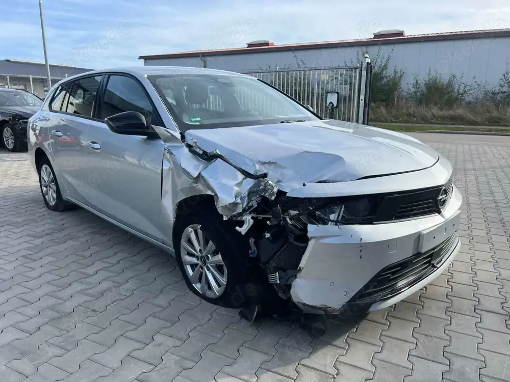 Opel Astra L Sports Tourer Edition