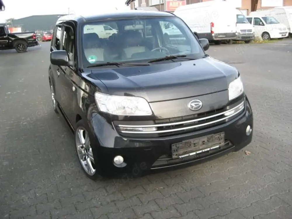 Daihatsu Materia Materia 1.5 black edition