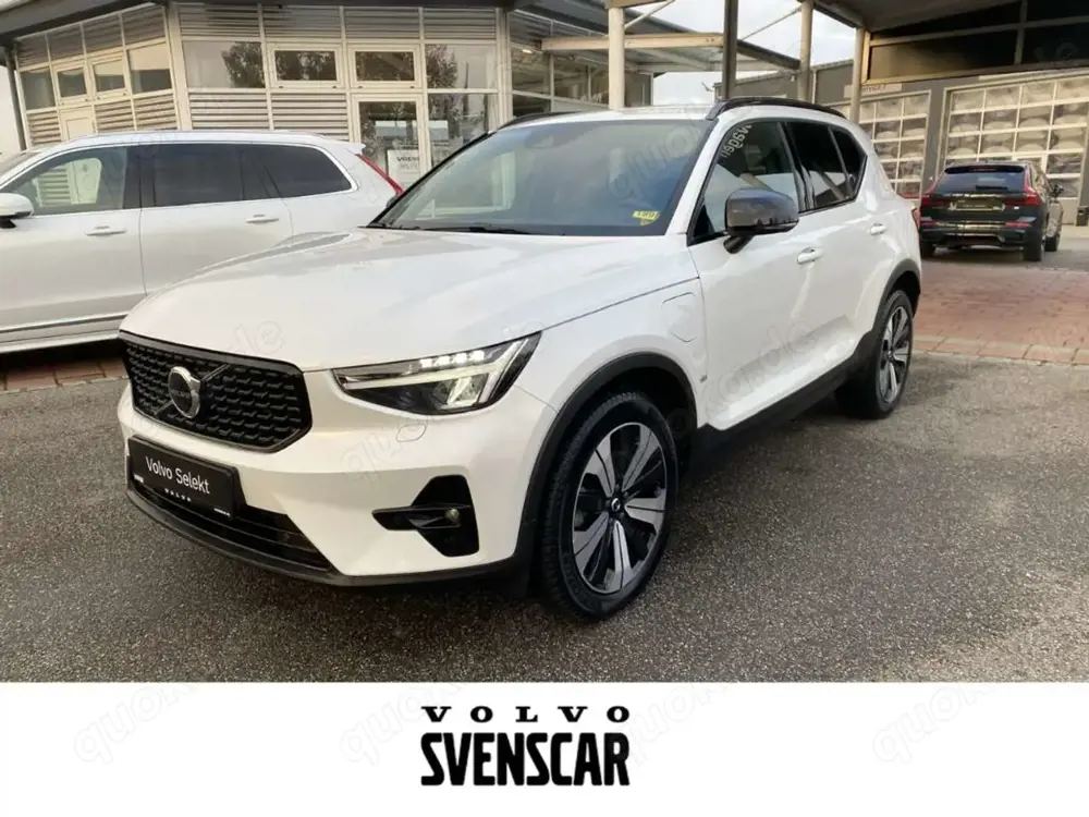 Volvo XC40 Plus Dark Recharge Plug-In Hybrid T5 Twin Engine E