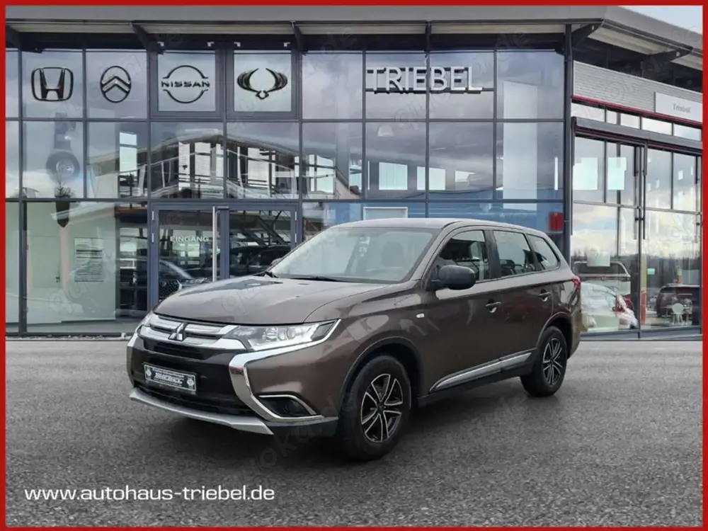 Mitsubishi Outlander 2.0 °AHK°SHZ°AAC°NSW°Tempomat°