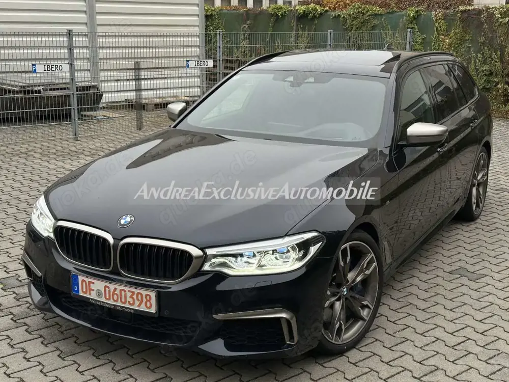 BMW 550 D xDrive Touring Panorama / AHK /  Harman K