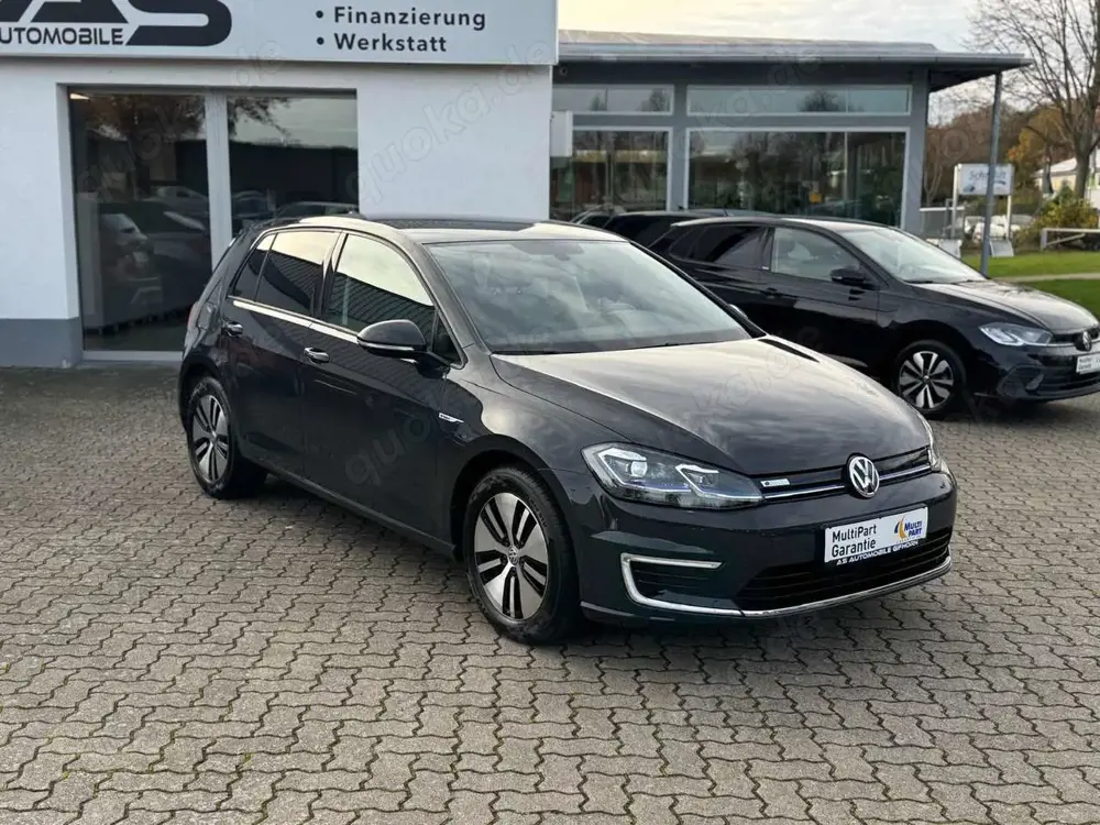Volkswagen Golf e-Golf VII Lim. Automatik Navi LED 1.Hand