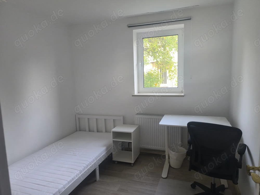 Möbliertes WG Zimmer für freundliche Mitbewohner in, zentral München