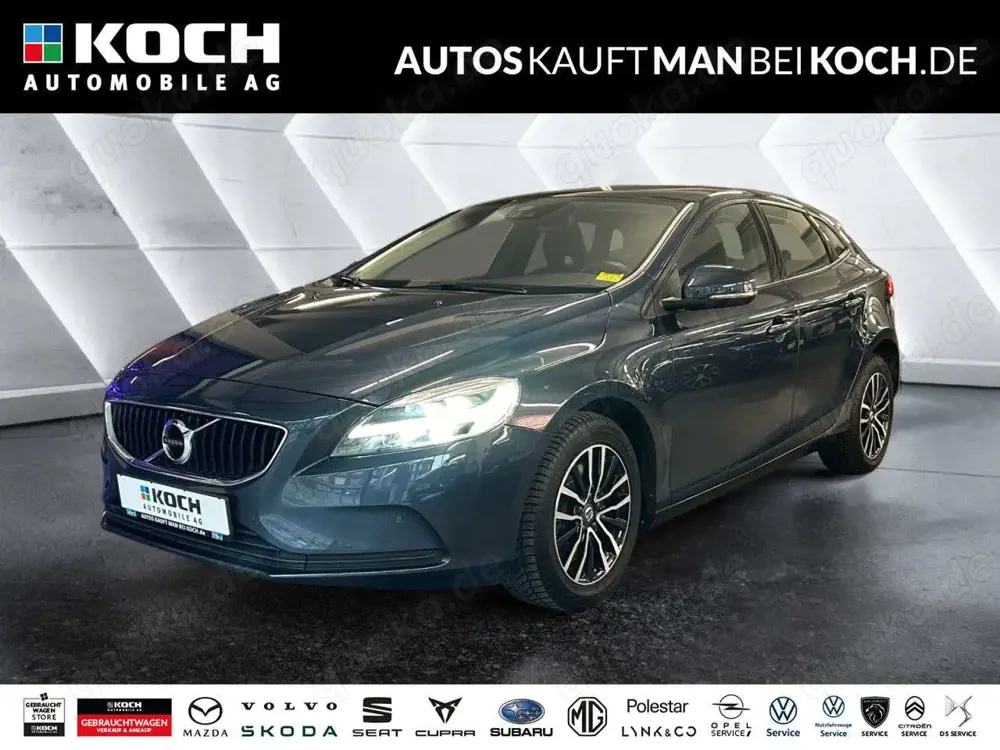 Volvo V40 T2 Momentum Autom BLIS LED NAVI PANO SHZ PDC