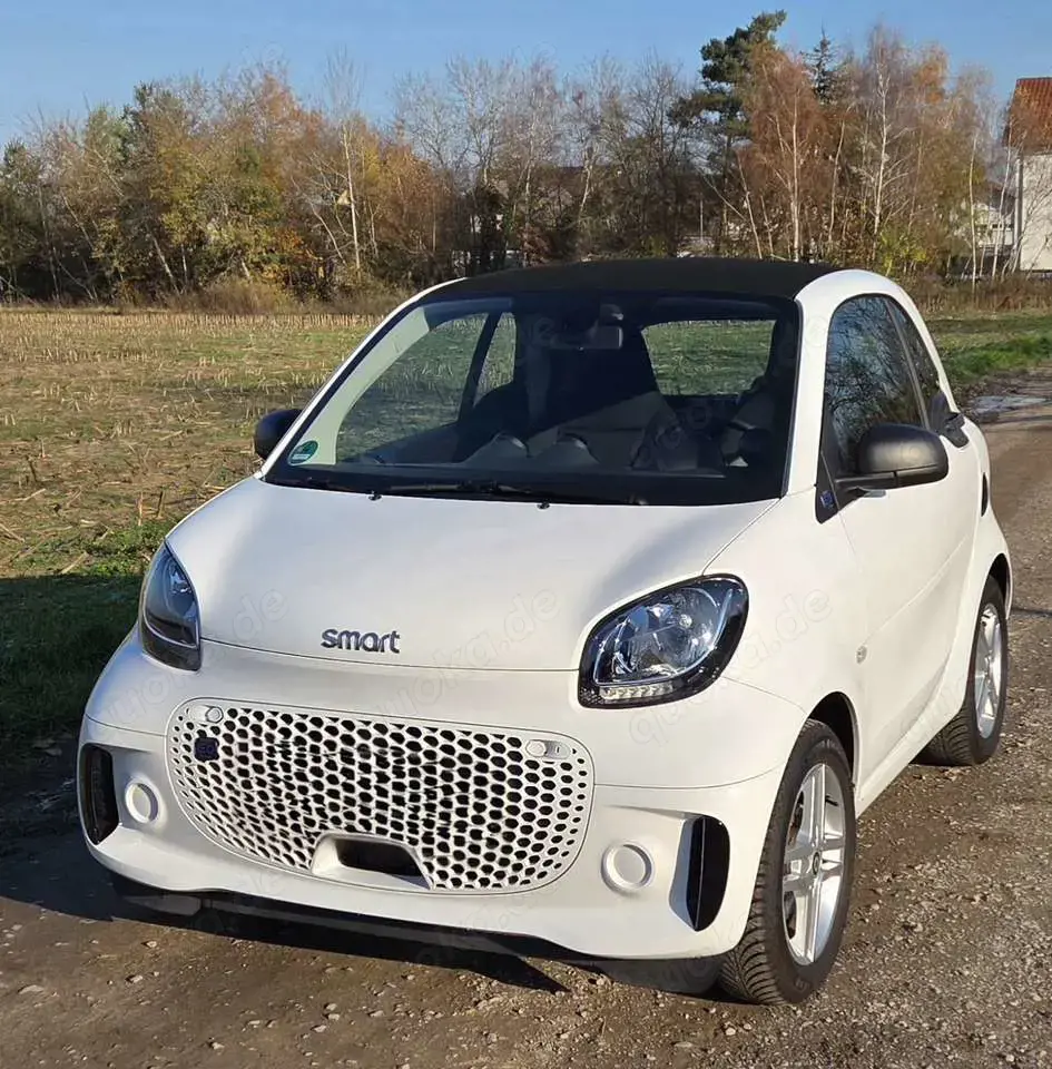 smart forTwo Coupe EQ Top gepflegt, das perfekte Stadtauto