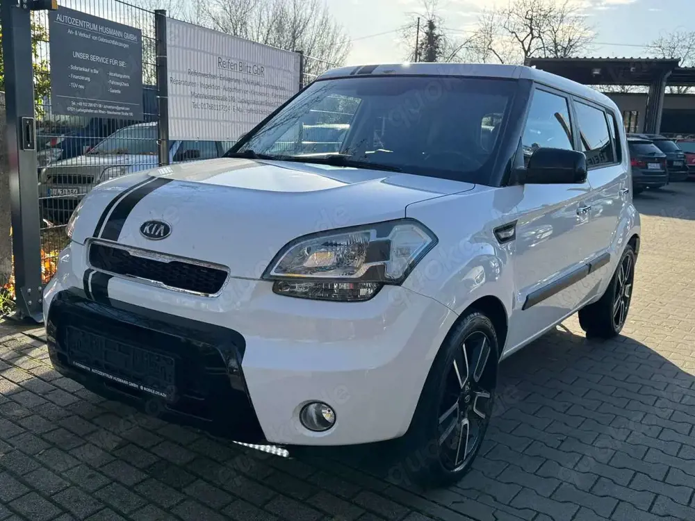 Kia Soul SOUL 1.6 CVVT KLIMA LEDER AHK TÜV 3/27 1.HAND