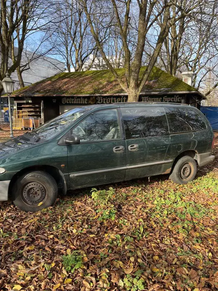 Chrysler Voyager 3.3 SE