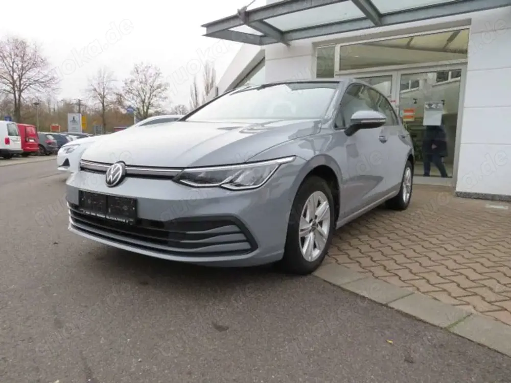 Volkswagen Golf Life