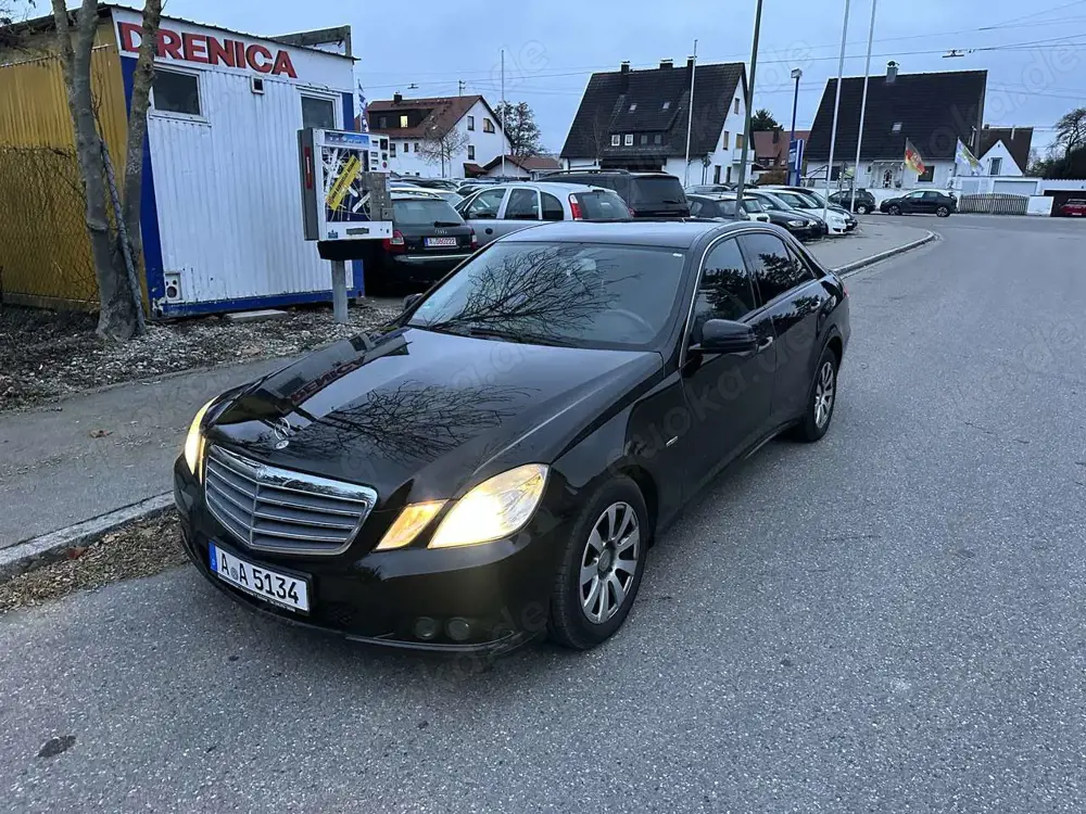 Mercedes-Benz E 220 E 220 CDI BlueEfficiency (212.002)